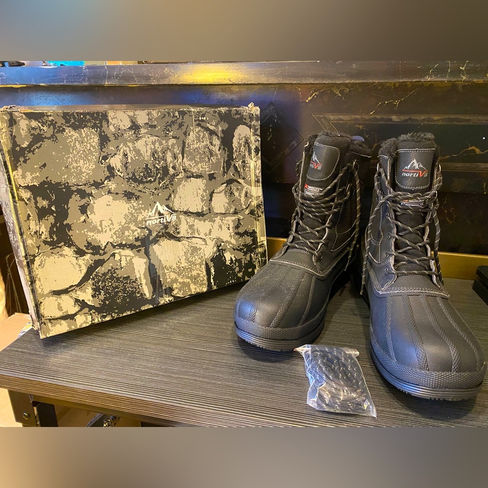 NEW IN BOX Men’s Nortiv8 Sz. 14 Water Resistant Insulated Fur-Lined Snow Boots